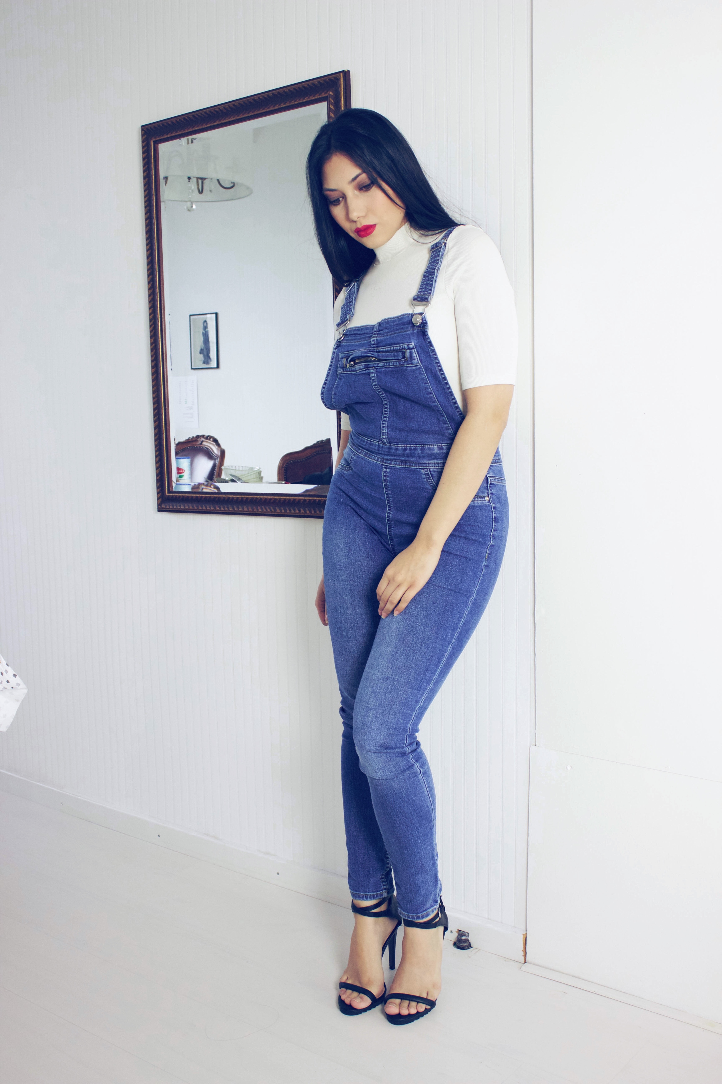 dungarees outfit