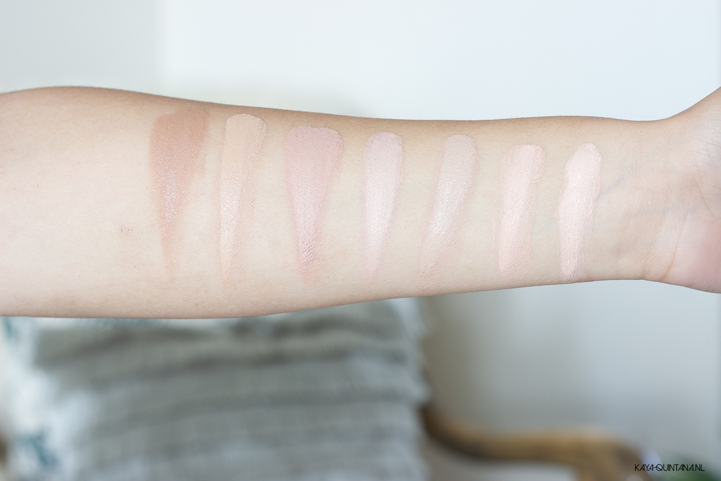 Miracle touch skin smoothing foundation swatches