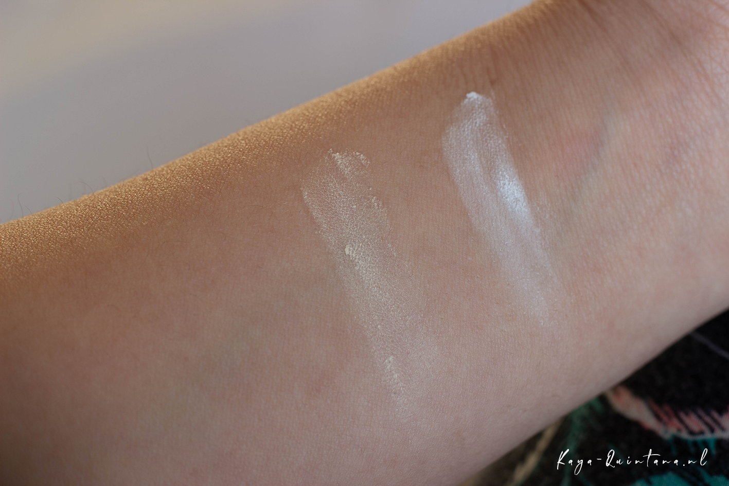 laura mercier setting powder swatches